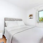 Villa Suzy In Near The Sea Rovinj